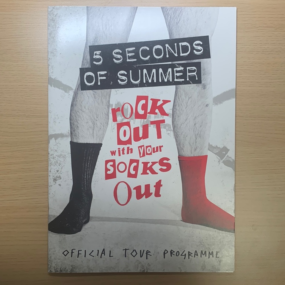 5SOS Concert Tour Booklet